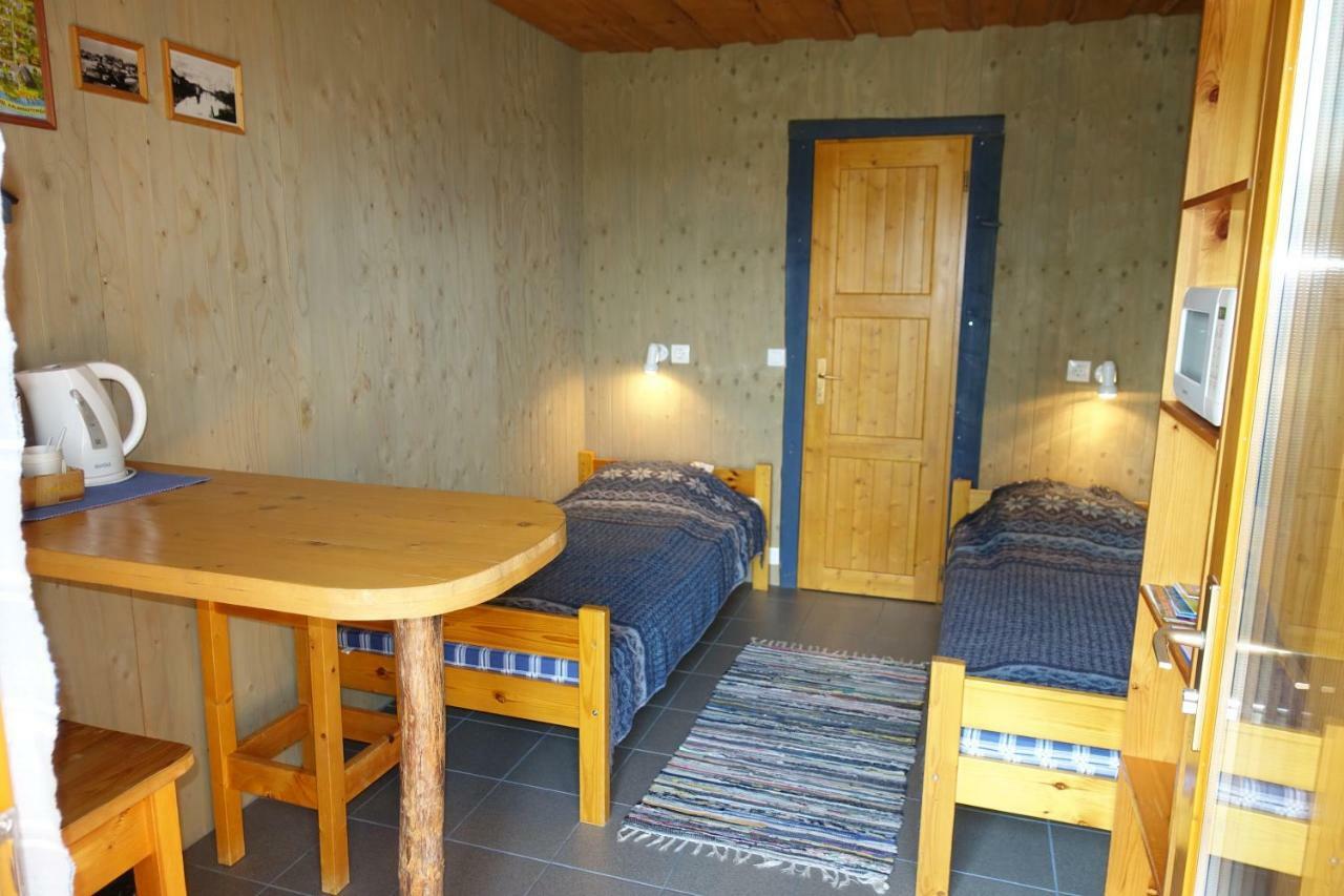 Hostel Kalameeste Maja 무스트베 객실 사진
